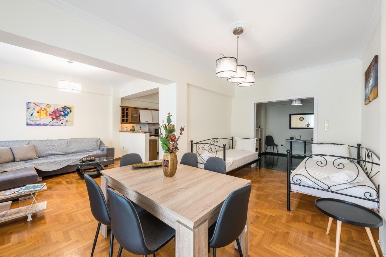 Comfy Apartment In Acropolis Area By Cloudkeys Athena Bagian luar foto