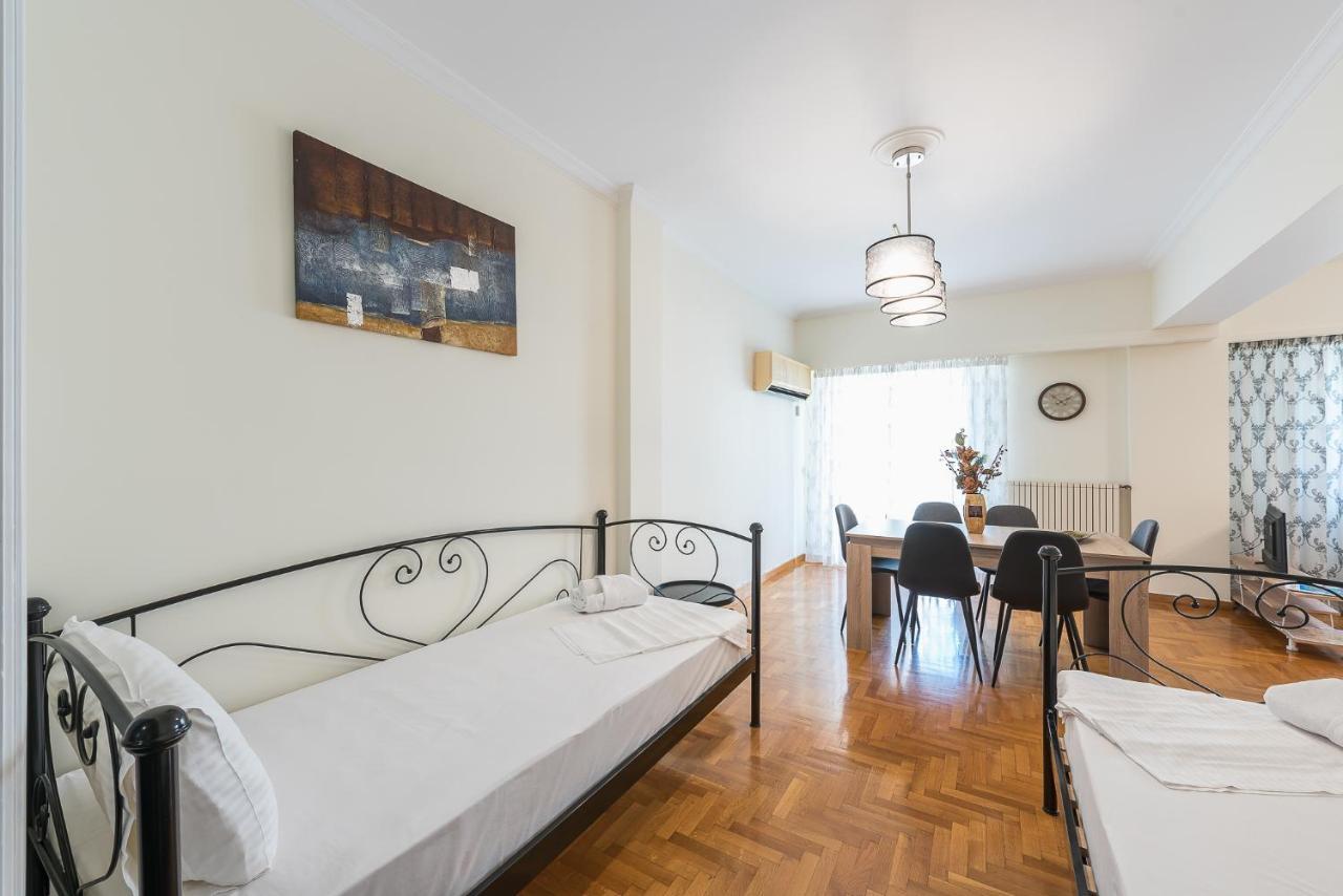 Comfy Apartment In Acropolis Area By Cloudkeys Athena Bagian luar foto