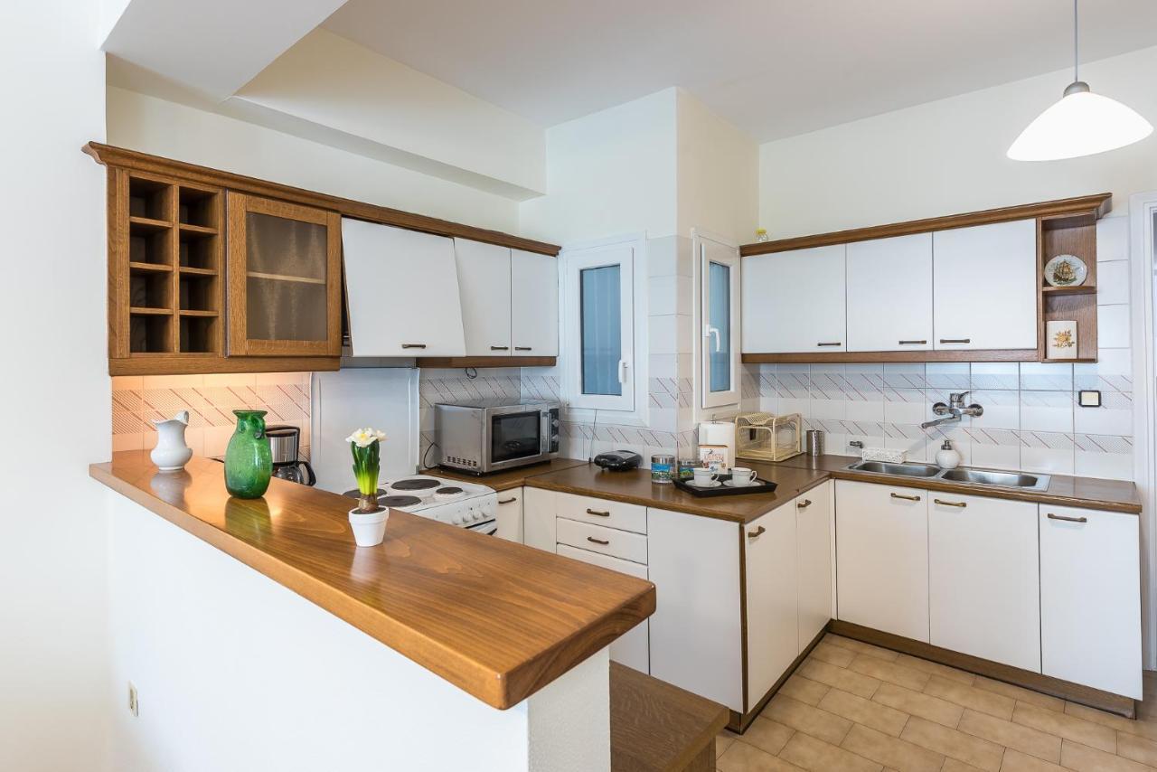 Comfy Apartment In Acropolis Area By Cloudkeys Athena Bagian luar foto