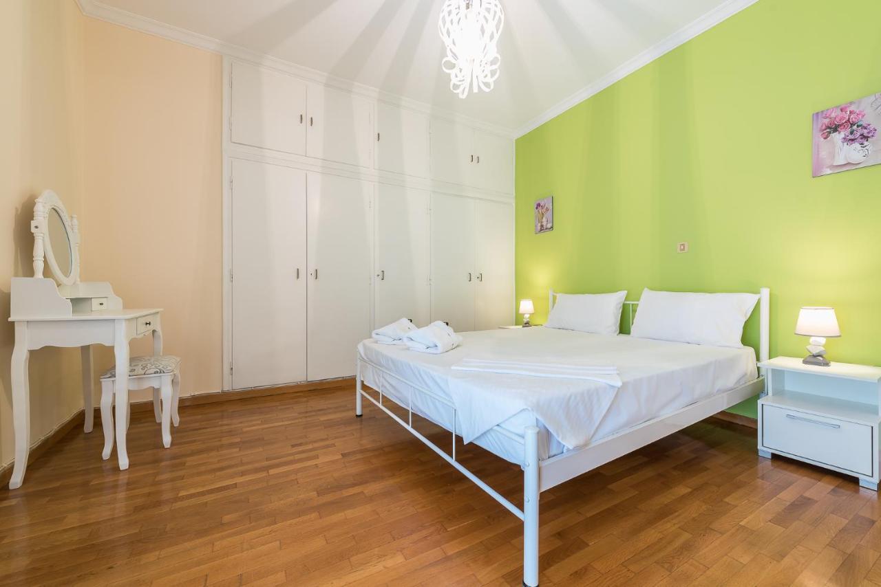 Comfy Apartment In Acropolis Area By Cloudkeys Athena Bagian luar foto